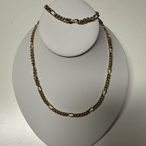 MONET Vintage Gold Plated Figaro 24"‎ Chain - Picture 3 of 4